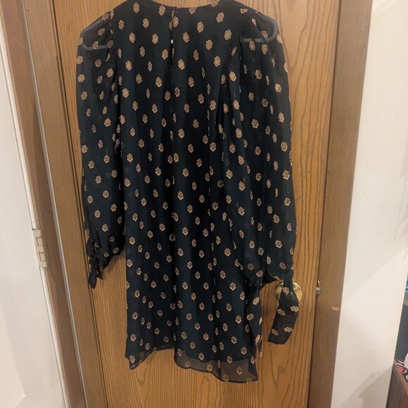 Calvin Klein Long Sleeves, A-Line Style, Round Neckline, Green/Gold Dress 4P - Picture 5 of 5